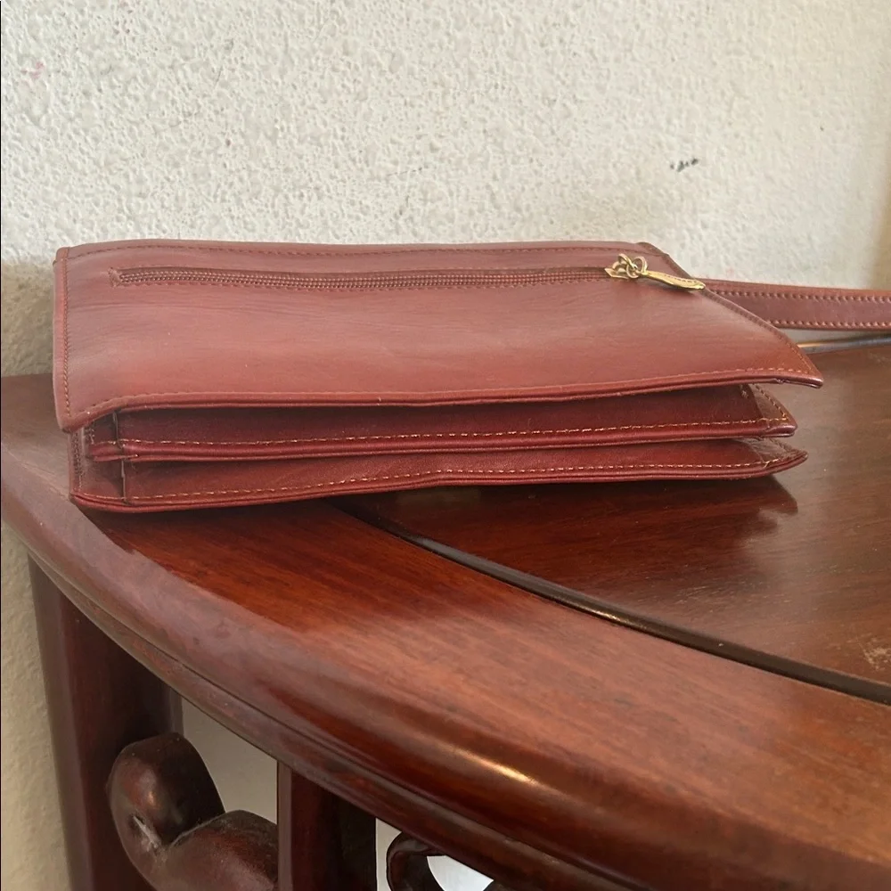 Mosart Custini Vintage Leather Wristket Clutch Bag